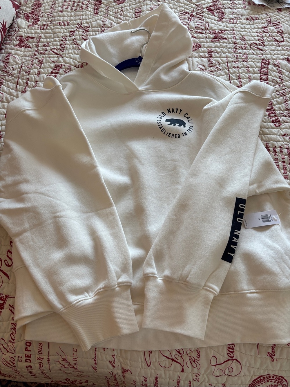 NWT Old Navy Cream Hoodie with Navy Branding Logo/Detail SZ 3X